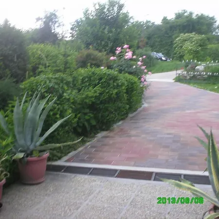 Apartmanhaz Klara * Tihany